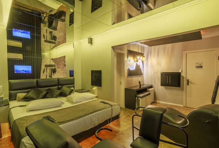 Suíte Sado - Motel Paradiso, Passo Fundo