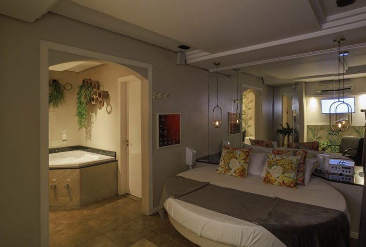 Suíte Jardim - Motel Paradiso, Passo Fundo