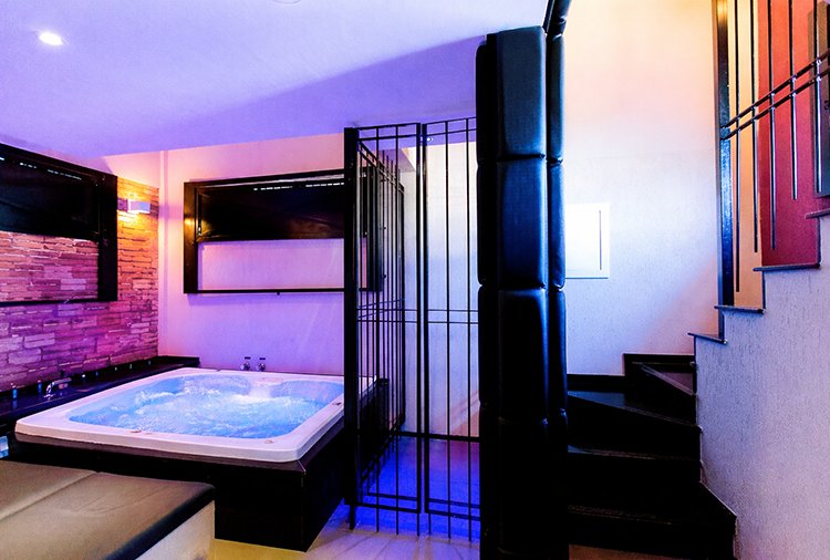 Suíte Lounge Extreme 21 - Bangalô Motel, Santa Maria