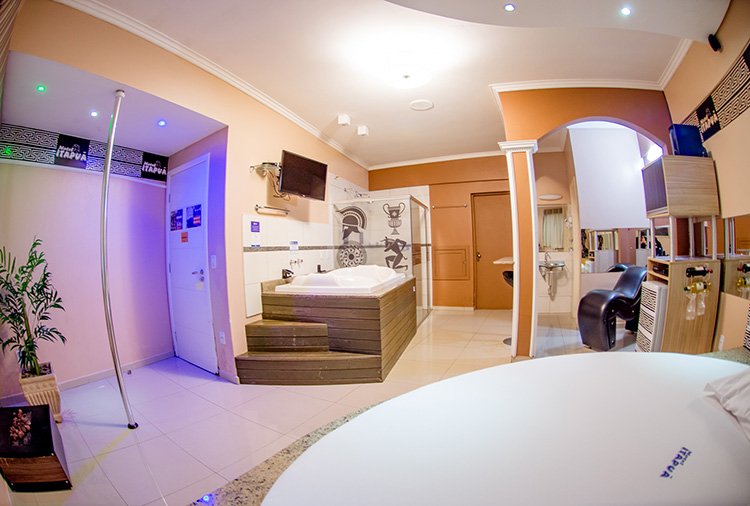 Suíte Premium Athenas - Motel Itapuã - BR-287, Santa Maria
