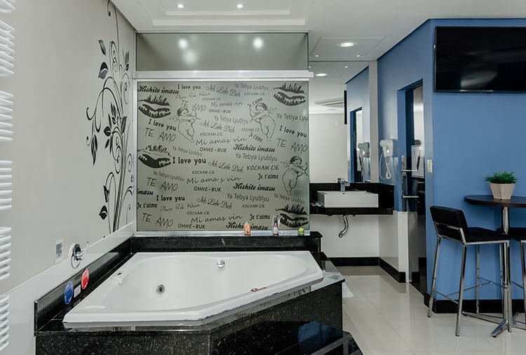 Velit Premium - Saída para Barão, Erechim - Suíte Lounge foto 7