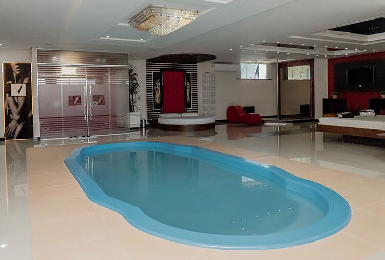 Velit Premium - Saída para Barão, Erechim - Suíte Velit Pool foto 6