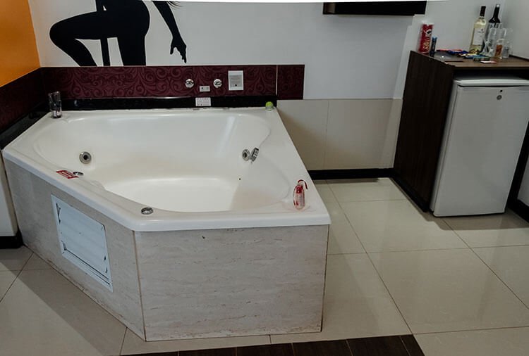 Velit Premium - Saída para Barão, Erechim - Suíte Hidro foto 3