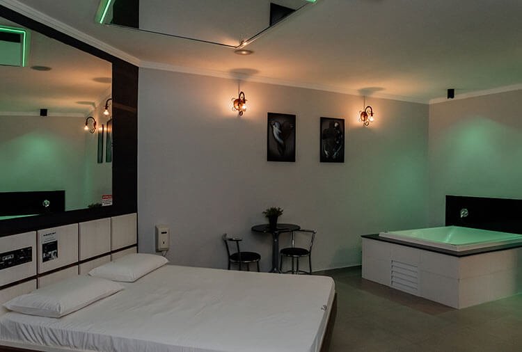 Velit Premium - Saída para Barão, Erechim - Suíte Hidro foto 10