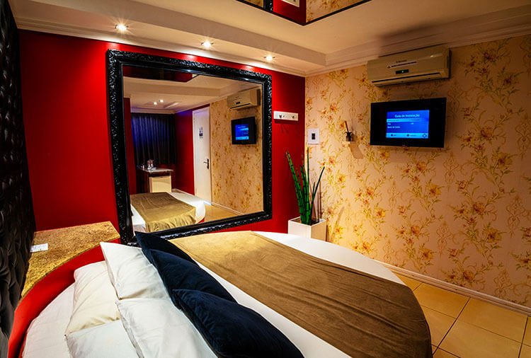 Fantasy Motel, Carazinho - Suíte das Rosas foto 4