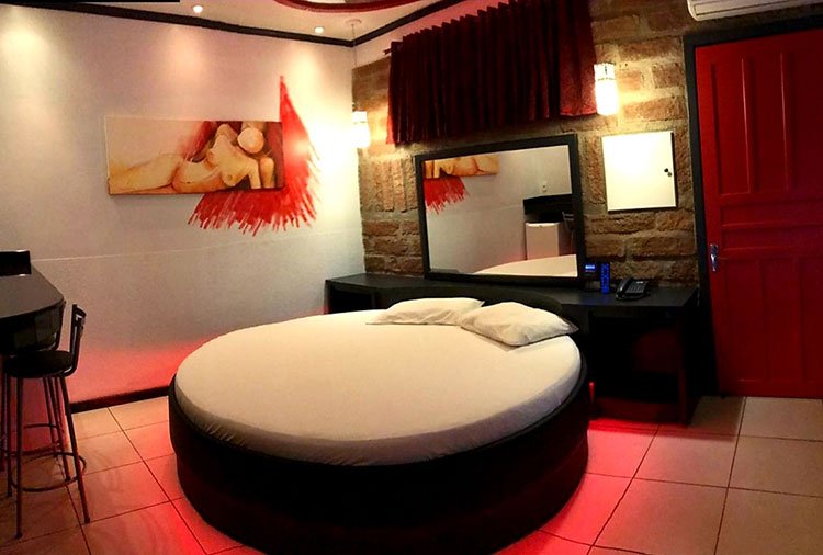 Suíte 21 - Intimus - Motel Casa de Pedra, Carazinho