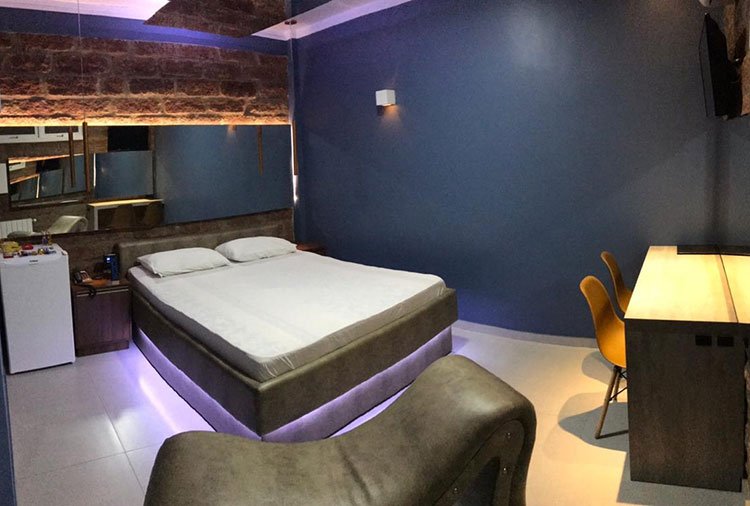 Motel Casa de Pedra, Carazinho - Suíte 11 - Turquesa foto 3