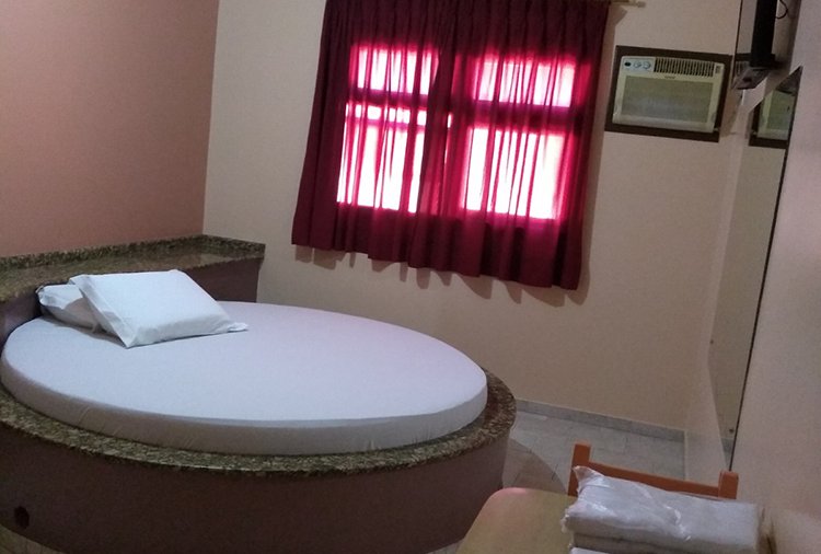 Apartamento Semiluxo com Garagem