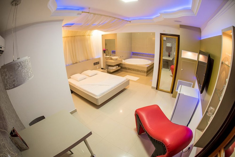 Árabe - Motel Libidus, Camboriú