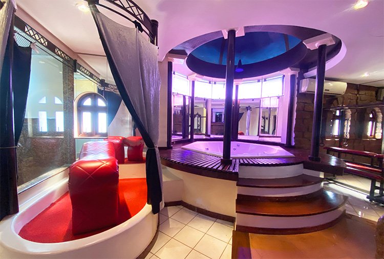 Camelot Motel Temático, São Leopoldo - Suíte Real foto 12