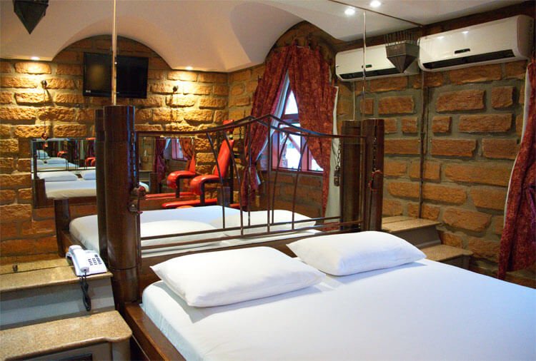 Camelot Motel Temático, São Leopoldo - Suíte s/ hidro foto 3