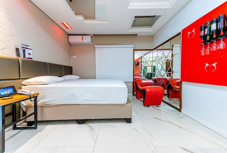 Amy Motel - Blumenau, Blumenau - Suíte Hidro + foto 4