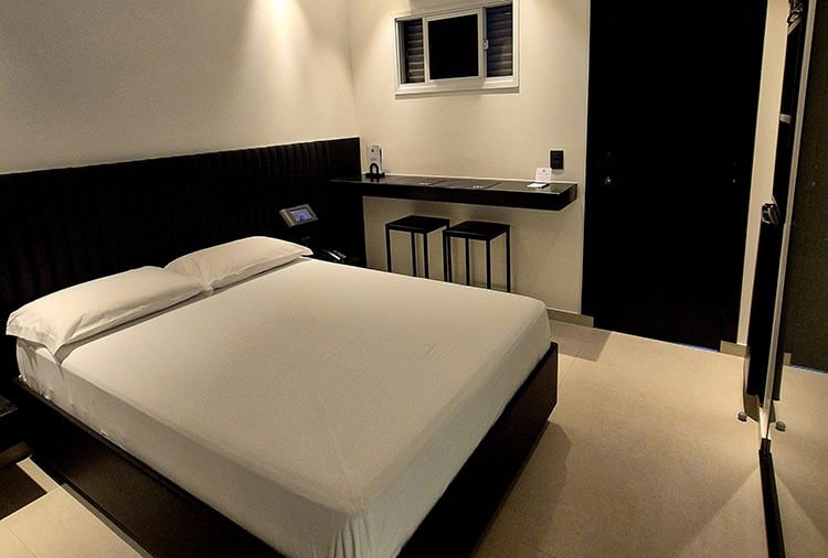 Luv Motel - Blumenau, Blumenau - Suíte Basic foto 3