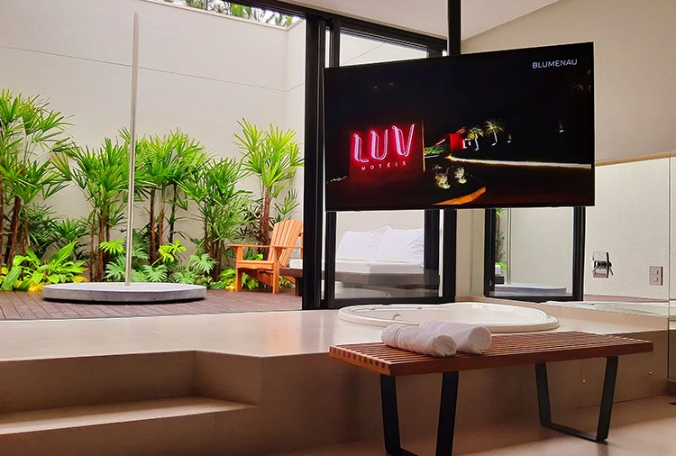 Suíte Deck - Luv Motel - Blumenau, Blumenau