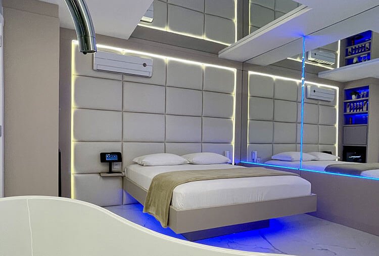 Flirt Motel, Blumenau - Suíte Living foto 4