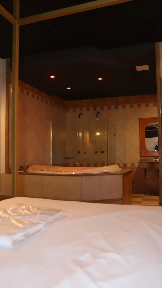 Suíte Egípcia - Motel Cabanas do Vale, São Leopoldo