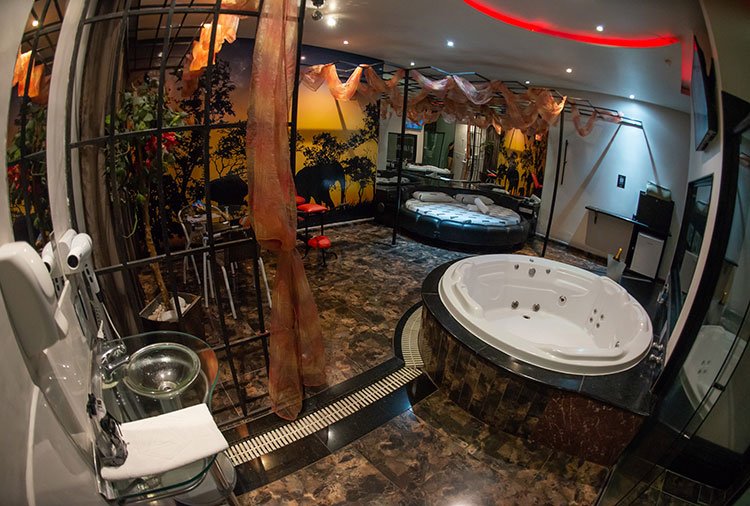 Cozumel Motel, Porto Alegre - Suíte Africana foto 9