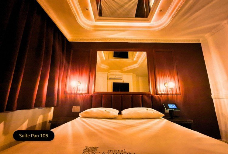 Motel Cálidon, Porto Alegre - Suíte Luxo foto 13