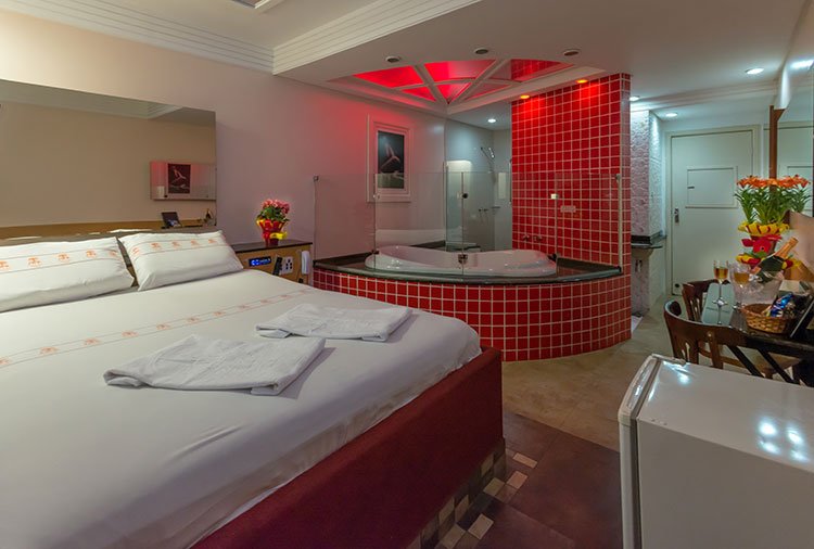 Suíte Silver - Motel Porto dos Casais, Porto Alegre