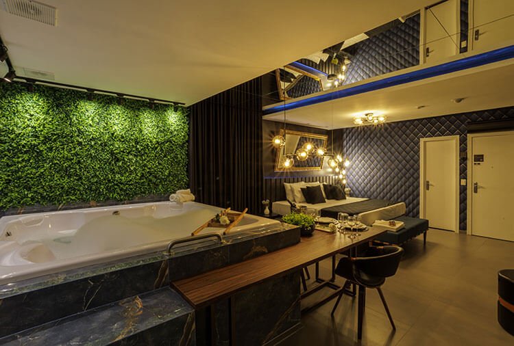 Motel Medieval, Porto Alegre - Suíte Living foto 3