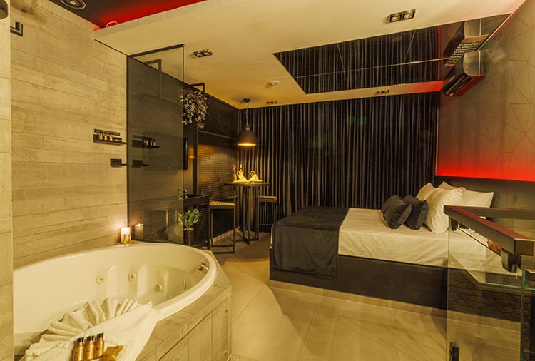 Suíte Lumina Loft - Motel Medieval, Porto Alegre