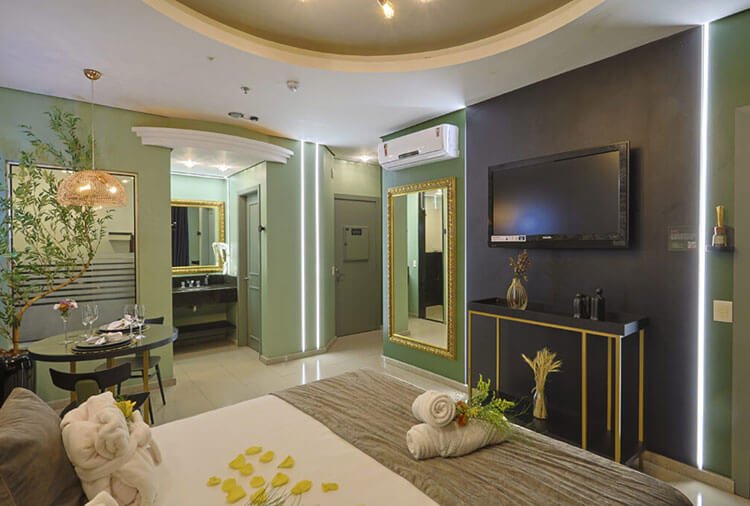 Suíte Ivis - Motel Sherwood, Porto Alegre