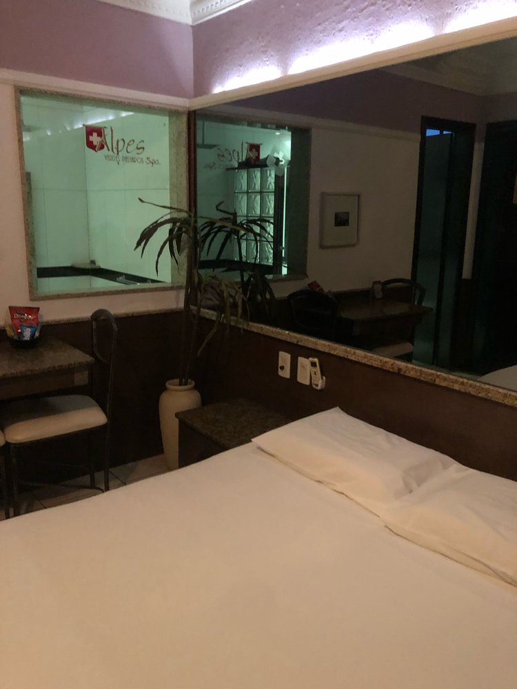 Apto Luxo Hidro Vertical - Motel dos Alpes, Porto Alegre