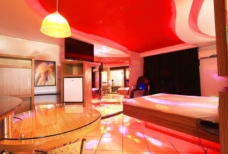 Suíte Ylang Super - Motel Ylang Ylang, São José