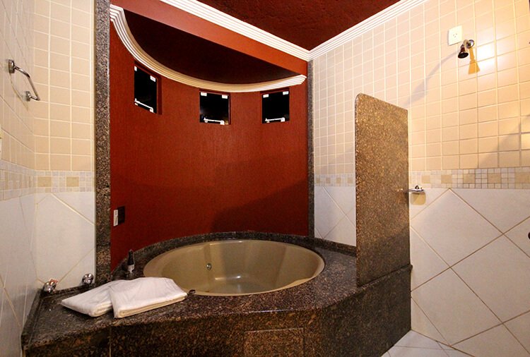 Motel Kalipso, São José - Suíte Executiva foto 6