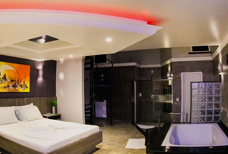 Suíte Super Luxo Duplex - Millenium Motel, Florianópolis