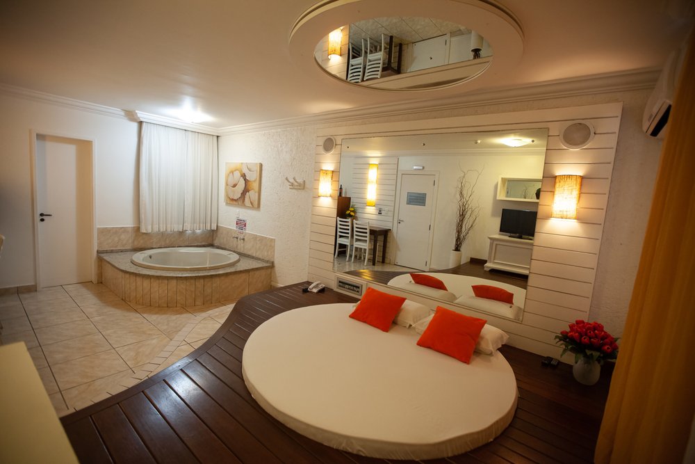 Apolo com hidro - Olympus Motel, Florianópolis
