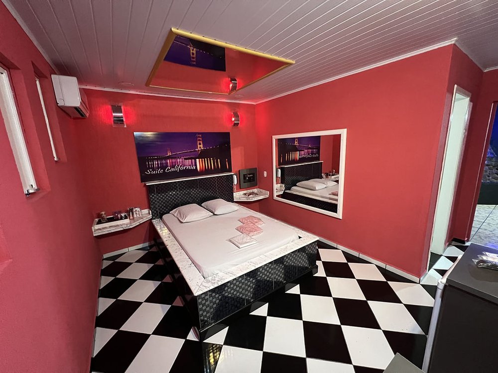 Califórnia - Motel Scorpios, Lages