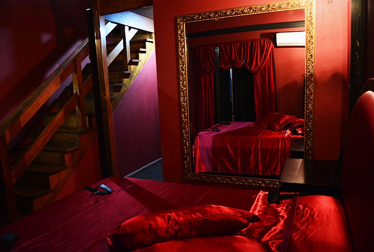 Motel Amore Mio - Suíte 50 Tons de Cinza
