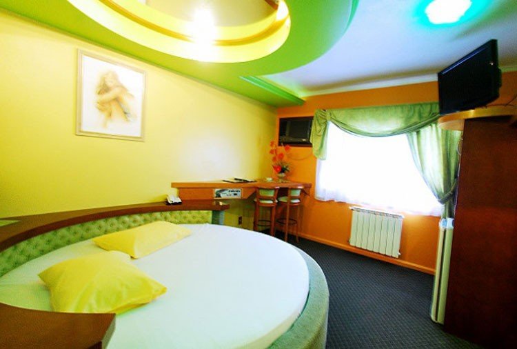 Motel Avenida, Gramado - Apto Super Luxo foto 2