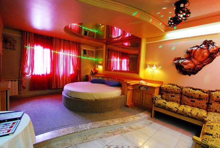 Motel Avenida, Gramado - Suíte Real foto 2
