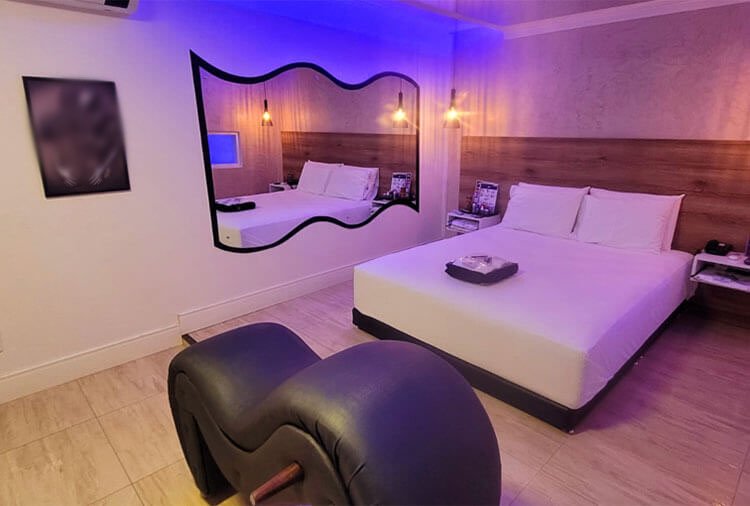 Motel Astral, Caxias do Sul - Suíte com Hidro 10 foto 2