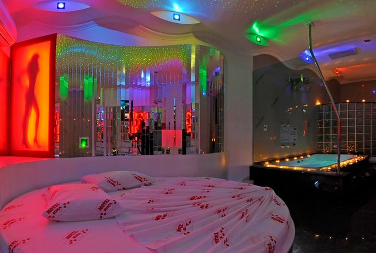 Motel Suíça - Suíte Super Luxo foto 3