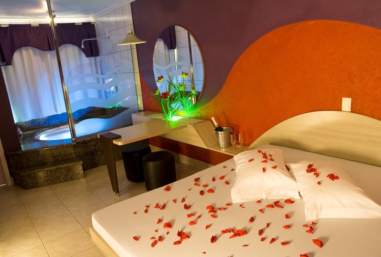 Netuno Motel - Suíte Luxo