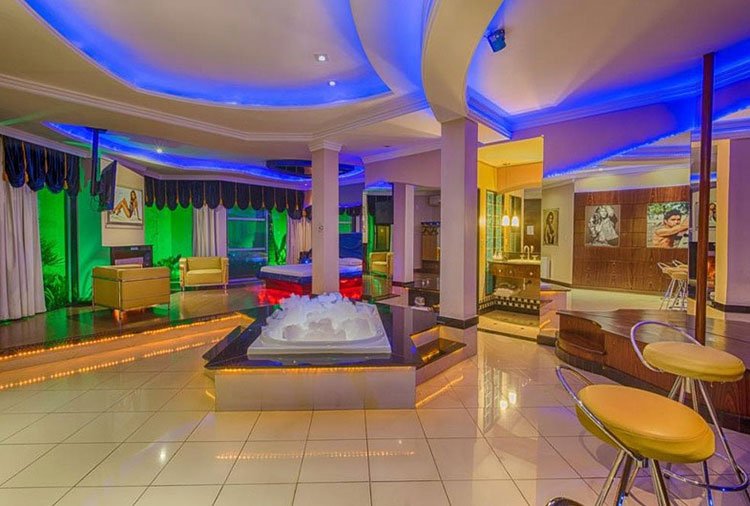 Ettus Motel, Caxias do Sul - Suíte Hollywood foto 5